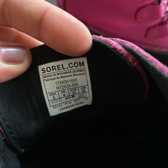 Sorel Out N About Hot Pink Black Duck Boot - Picture 8 of 10